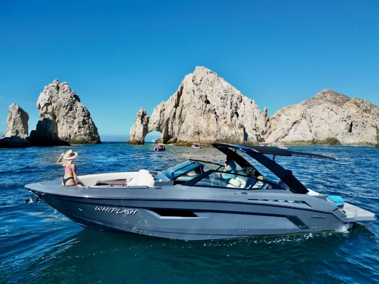 Noleggio barche Cruisers 350 Sundancer a Cabo San Lucas su Samboat