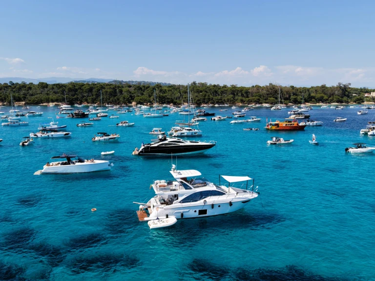 Noleggio a Golfe-Juan – Azimut Azimut 50 Fly su SamBoat