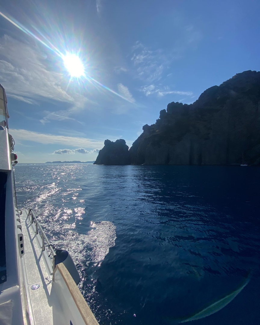 Noleggio Barca a motore con o senza skipper Raffaelli a Porto Badino