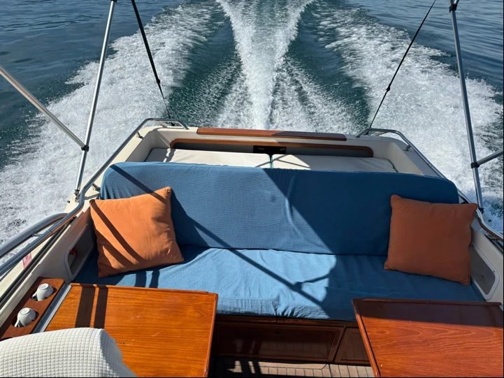 Noleggio a Ginevra (District) – Windy 7500 su SamBoat