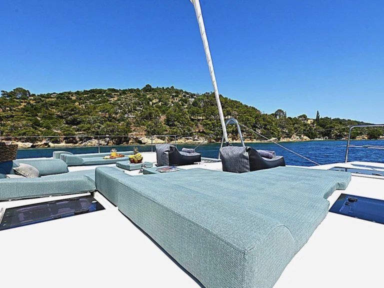 Noleggio Catamarano con o senza skipper Lagoon a Athens Marina