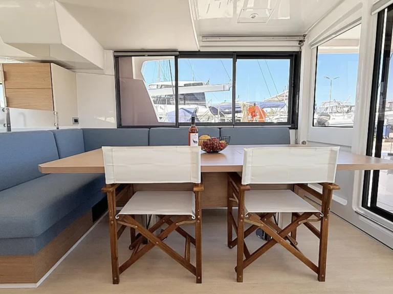 Noleggio Catamarano a Athens Marina – Bali Bali 4.8