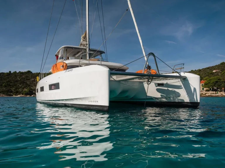 Noleggio Catamarano a Seget Donji – Lagoon Lagoon 55