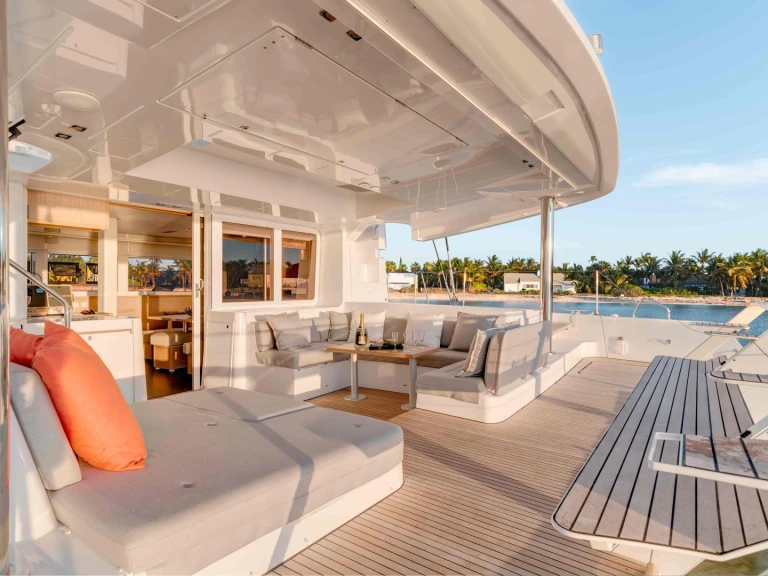 Noleggio Catamarano a Pomer – Lagoon Lagoon 52 F