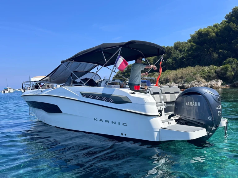 Karnic sl 701 da affittare a  Mandelieu-la-Napoule