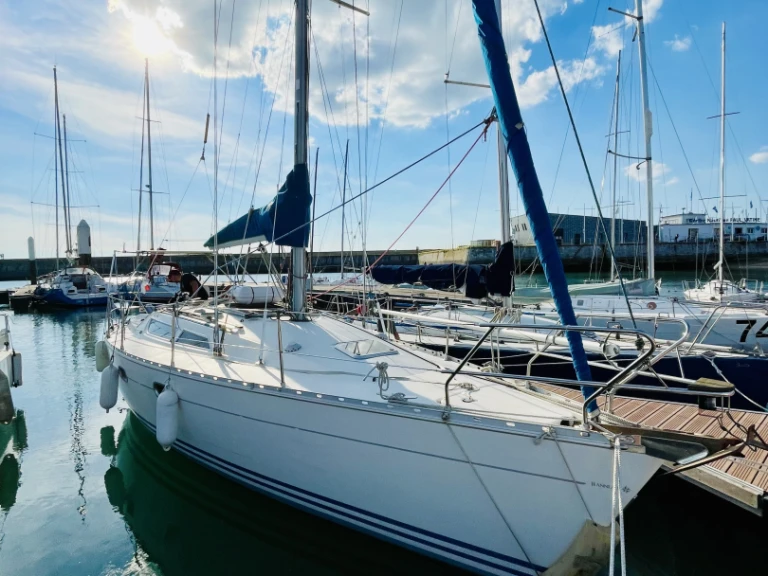 Jeanneau Sun Odyssey 33 da affittare a  Le Havre
