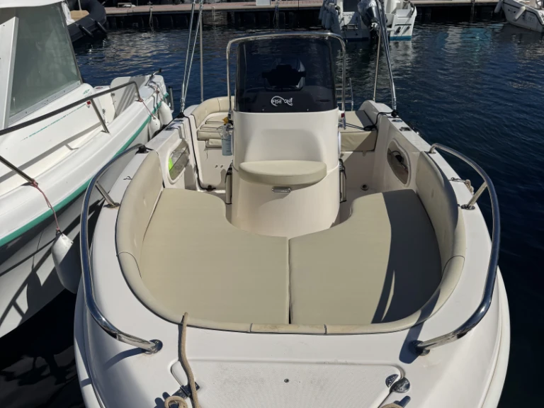 Noleggio barche Trimarchi Eolo 57 a Le Brusc su Samboat