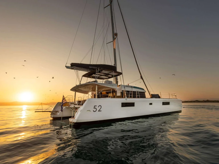 Noleggio barche Lagoon Lagoon 52 F a Athens Marina su Samboat
