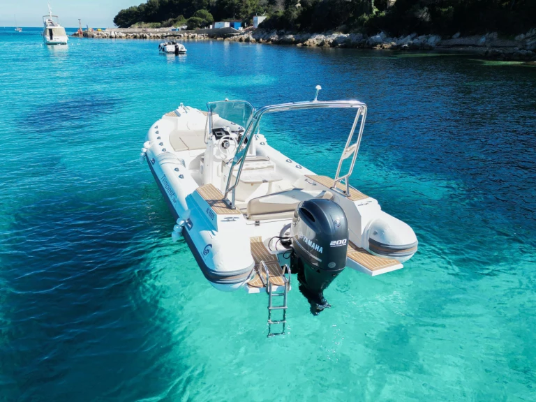 Noleggio barche Mandelieu-la-Napoule economico Tempest 700