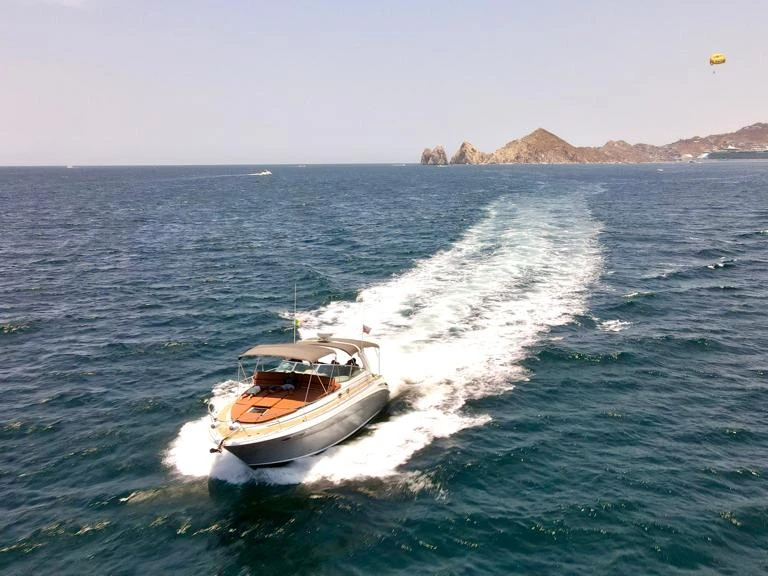 Noleggio Barca a motore a Cabo San Lucas – Sea Ray 3575 Esprit