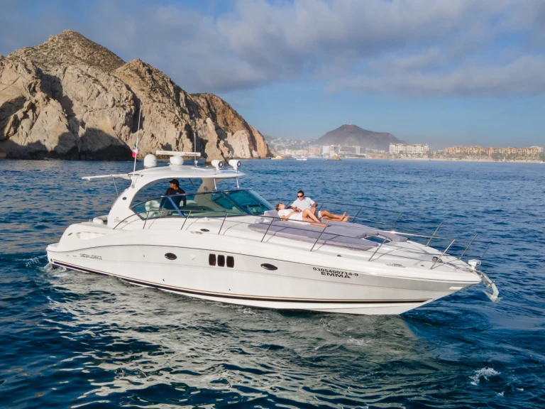 Noleggio Barca a motore Sea Ray con patente nautica
