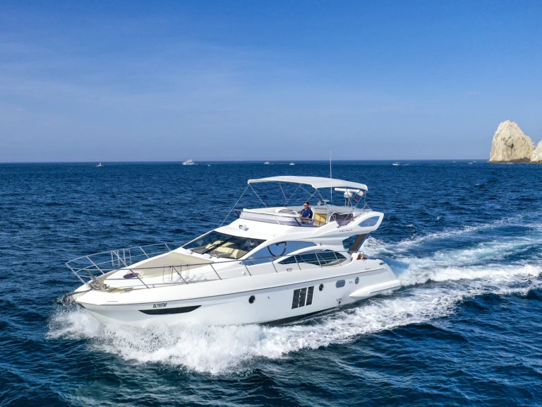 Noleggio Barca a motore con o senza skipper Azimut a Cabo San Lucas