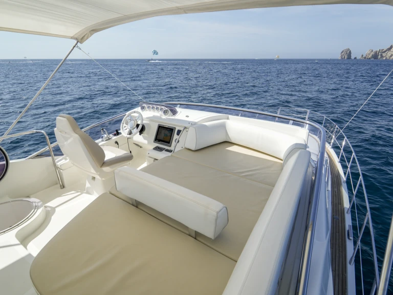 Noleggio Barca a motore con o senza skipper Azimut a Cabo San Lucas