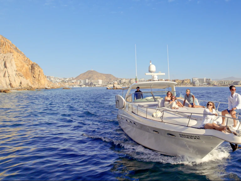 Noleggio Yacht di lusso a Cabo San Lucas – Sea Ray Sea Ray 460 Sundancer