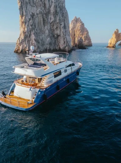 Noleggio barche Viking Yachts 85 Motor Yacht a Cabo San Lucas su Samboat