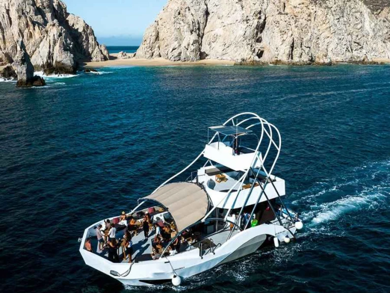 Noleggio barche Cabo San Lucas economico Luxury Motor Yacht