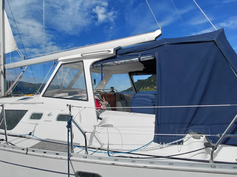 Noleggio Barca a vela a Selje – Jeanneau Sun odyssée 43 DS