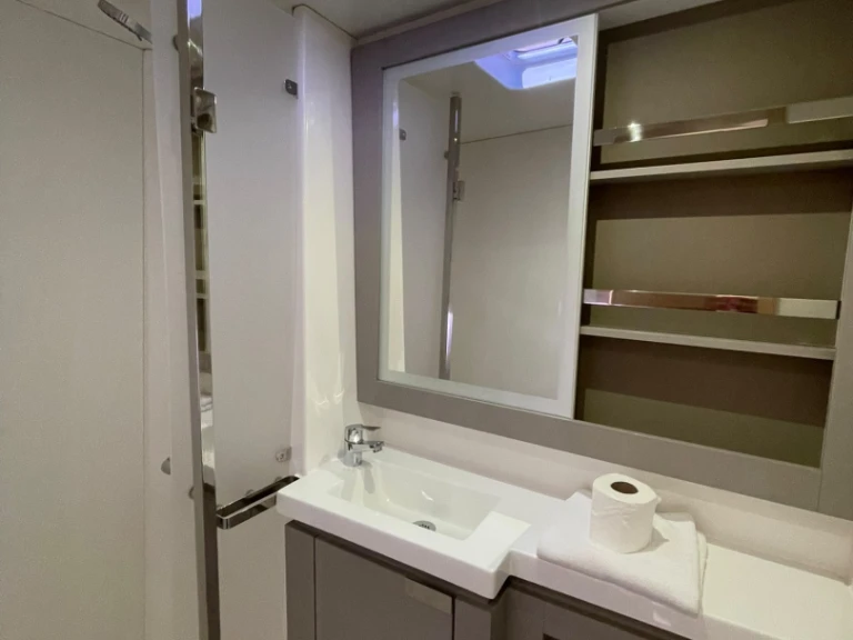 Noleggio barche Fountaine Pajot Elba 45 a Olbia su Samboat
