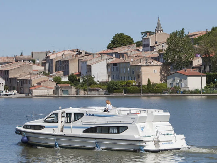 Noleggio Barca a motore Le Boat con patente nautica