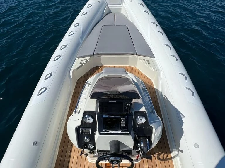 Noleggio a Coti-Chiavari – Kardis KARDIS 880 APACHE su SamBoat