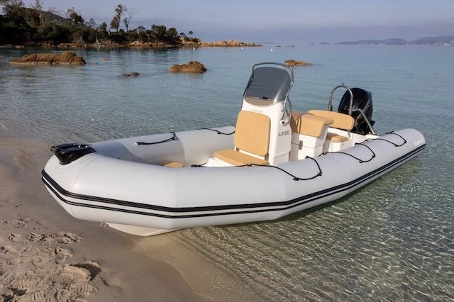 Noleggio barche Isolella economico BOMBARD 650 SUNRIDER NEO