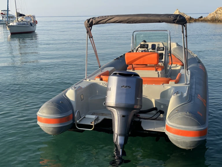 Noleggio barche Hyères economico Voyager 22