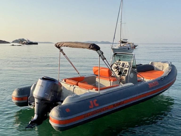 Noleggio Barca a motore a Hyères – Ranieri Voyager 22