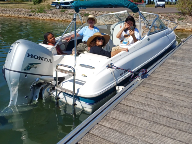 Noleggio barche Bayliner Bayliner 1802 Capri Cuddy a Dienville su Samboat