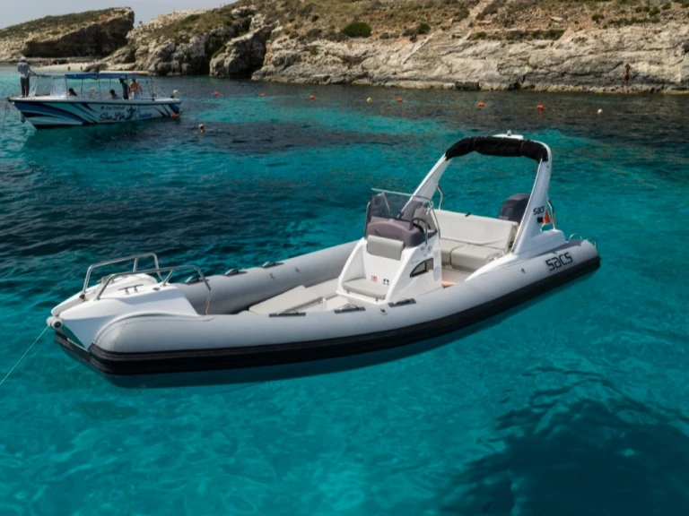 Noleggio Gommone a Sliema – Sacs Sacs S 680