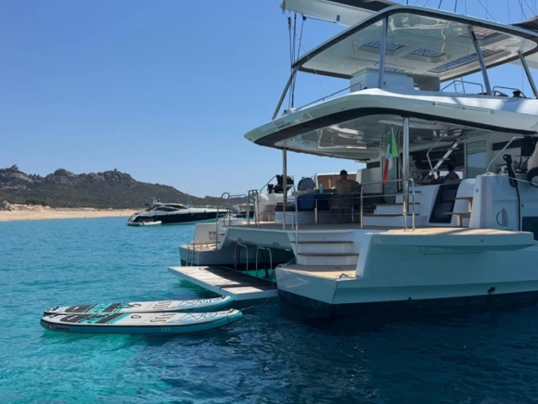 Noleggio Catamarano Lagoon con patente nautica