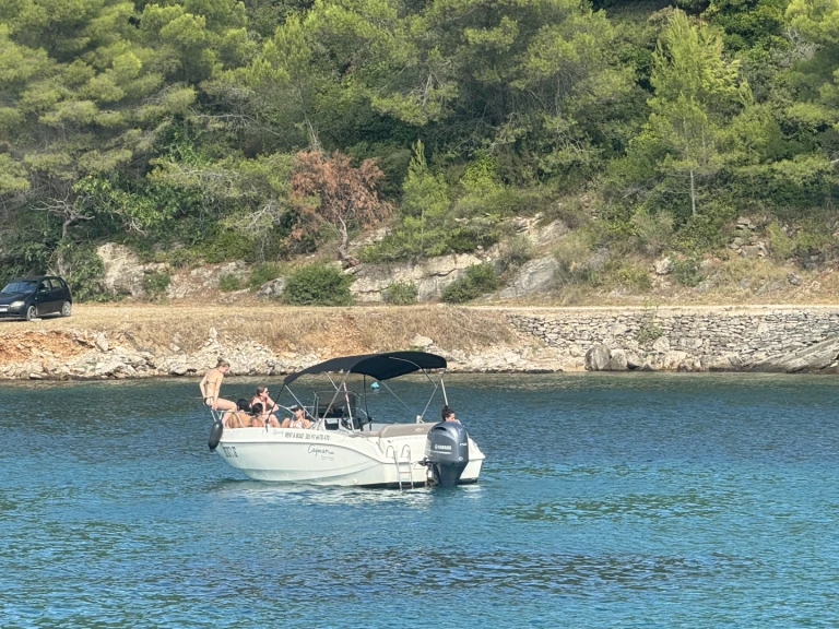 speedy Cayman 585 da affittare a  Trogir