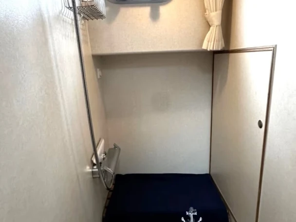 Noleggio Houseboat Linssen con patente nautica