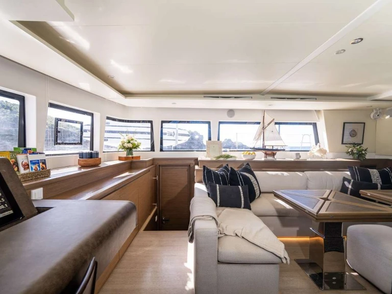 Noleggio Yacht di lusso Lagoon con patente nautica