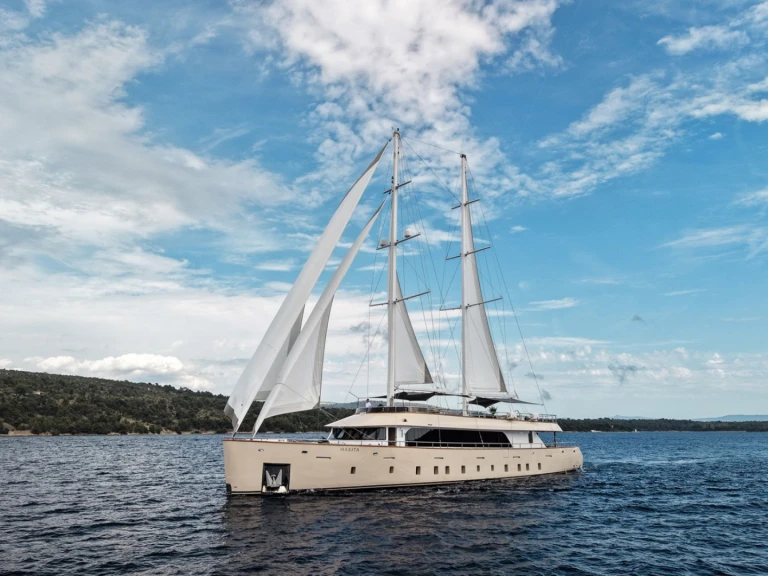 Noleggio Yacht di lusso a Croazia – Custom Maxita
