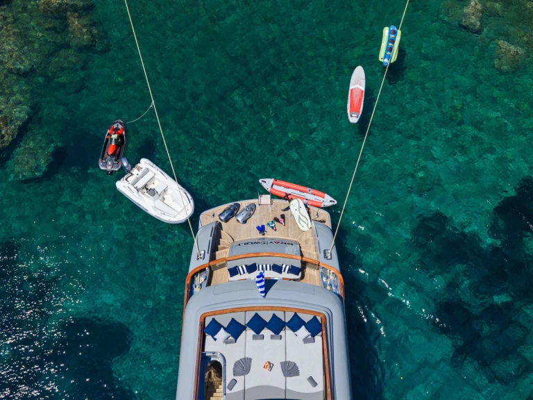 Noleggio Yacht di lusso Maiora con patente nautica