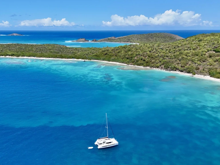 Yacht di lusso a noleggio a Tortola al miglior prezzo