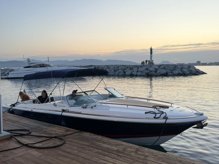Noleggio Barca a motore Chris Craft con patente nautica