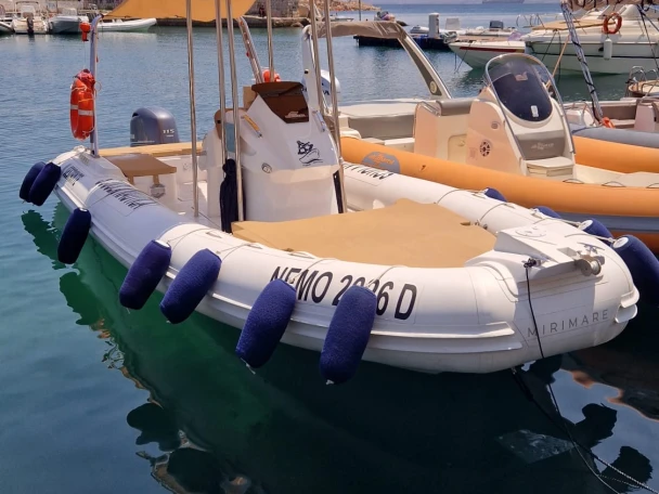 Gommone a noleggio a Palermo al miglior prezzo