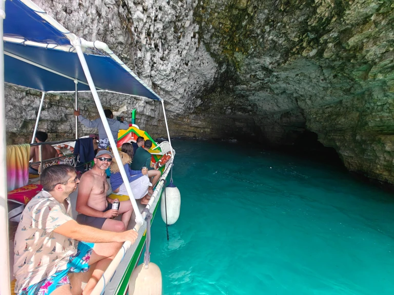 Custom Luzzu da affittare a  Saint Paul's Bay