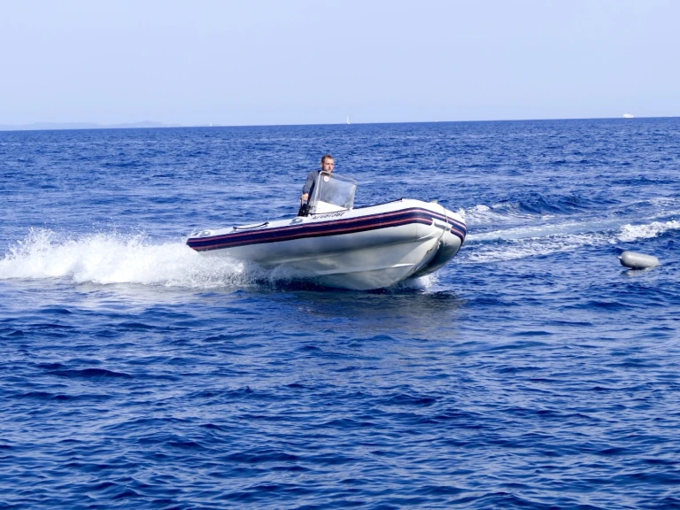 Noleggio barche sportis Mc4700 a Le Brusc su Samboat