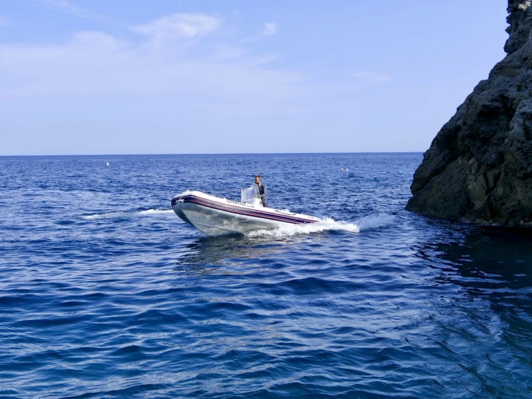 Noleggio Gommone con o senza skipper sportis a Le Brusc
