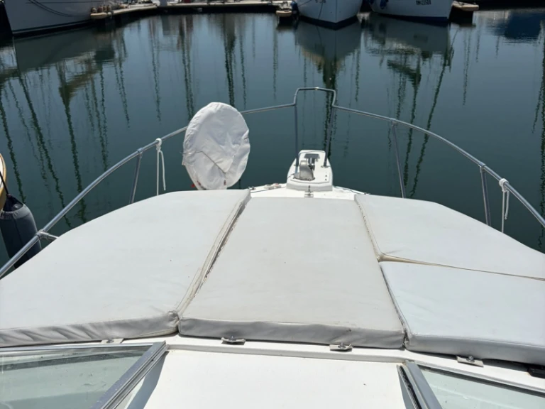 Noleggio Barca a motore con o senza skipper Bayliner a Provincia di Rimini