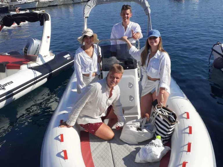 Noleggio Gommone Marel con patente nautica