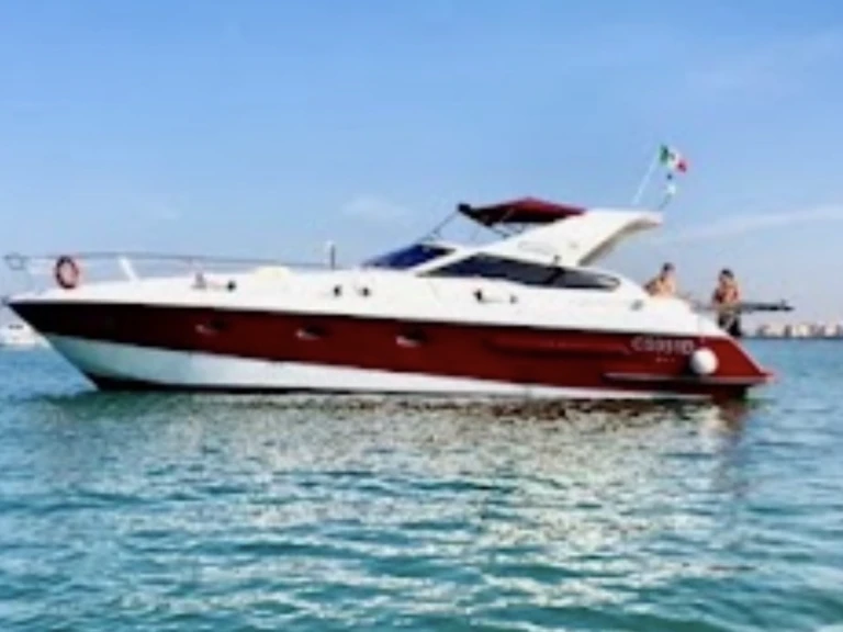 Giorgi-Marine Must 45 da affittare a  Italia