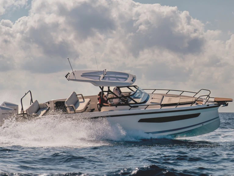 Noleggio barche Quicksilver Navan S30 a Santa Eulària des Riu su Samboat