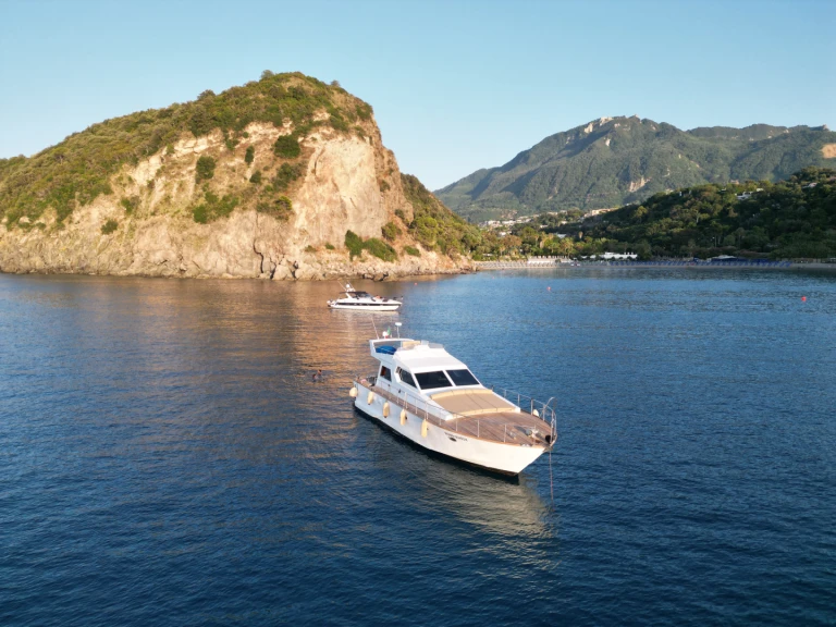Noleggio a Forio – Itama Itama 45 su SamBoat