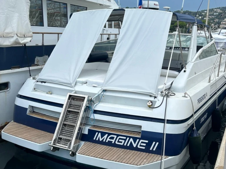 Barca a motore a noleggio a Golfe-Juan al miglior prezzo