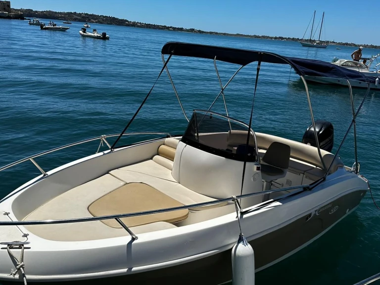 Noleggio barche Siracusa economico Open