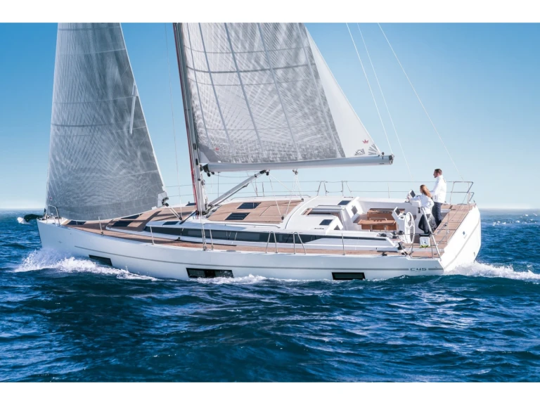 Bavaria Bavaria C45 da affittare a  Capo d'Orlando