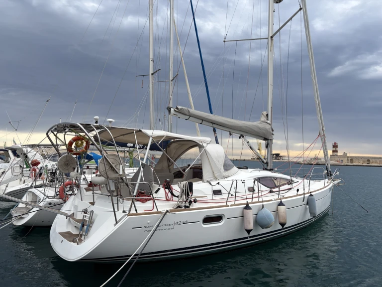 Noleggio Barca a vela a Porto Monopoli – Jeanneau Sun odissey 42 DS Performance 